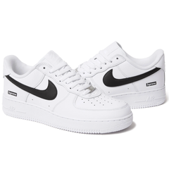 Nike Air Force 1 Low Supreme White Black