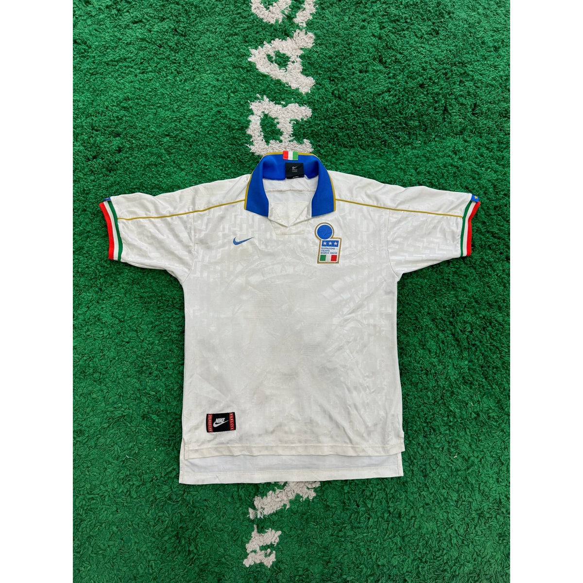 Italy Away Shirt 1994-1996 M 7/10
