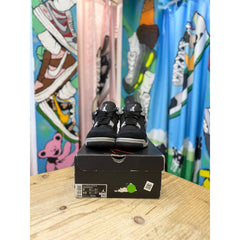 Jordan 4 Black Canvas UK7